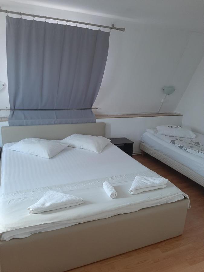 Piccola Italia Casa Racovita Cluj-Napoca Extérieur photo